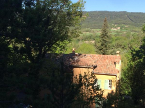 Отель Maison d'Hôtes à Angouire  Мустье-Сент-Мари